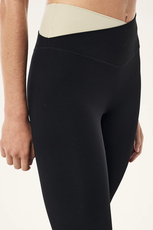 Wander F/L Legging-Black/Biscuit