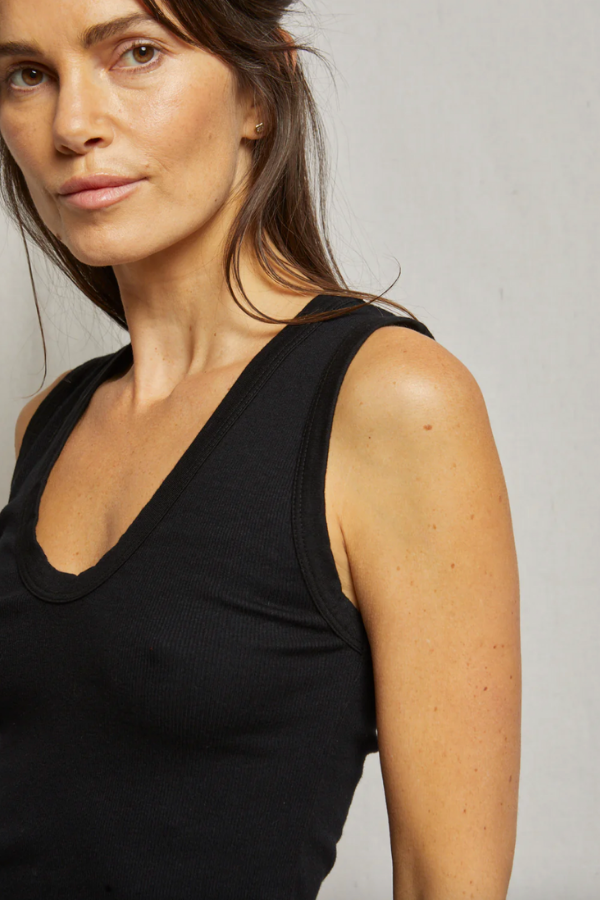 Jordan U Neck Ribbed Tank - True Black