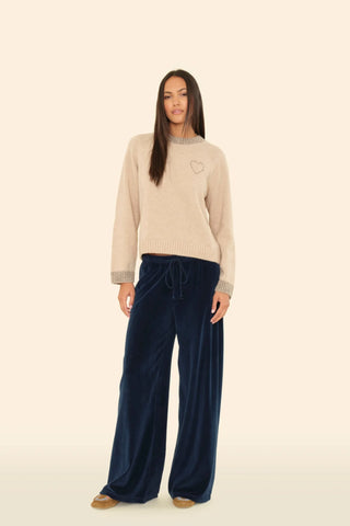 Manon Pant - Sapphire