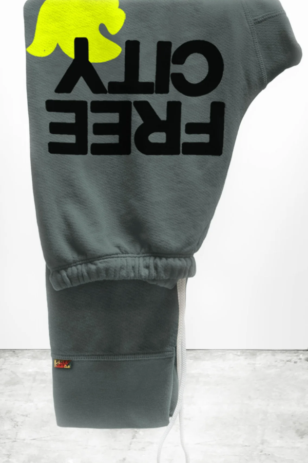 FREECITY Large 3/4 Sweats - Greyart