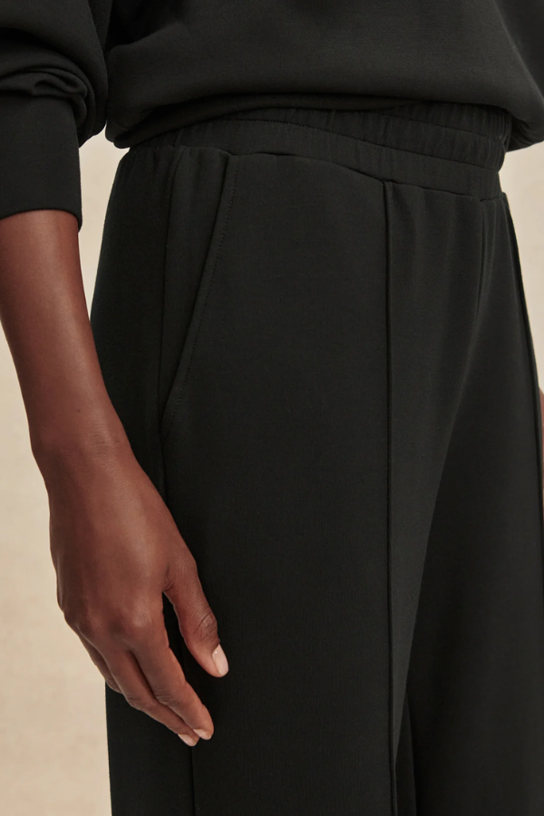 The Wide Leg Pant 28